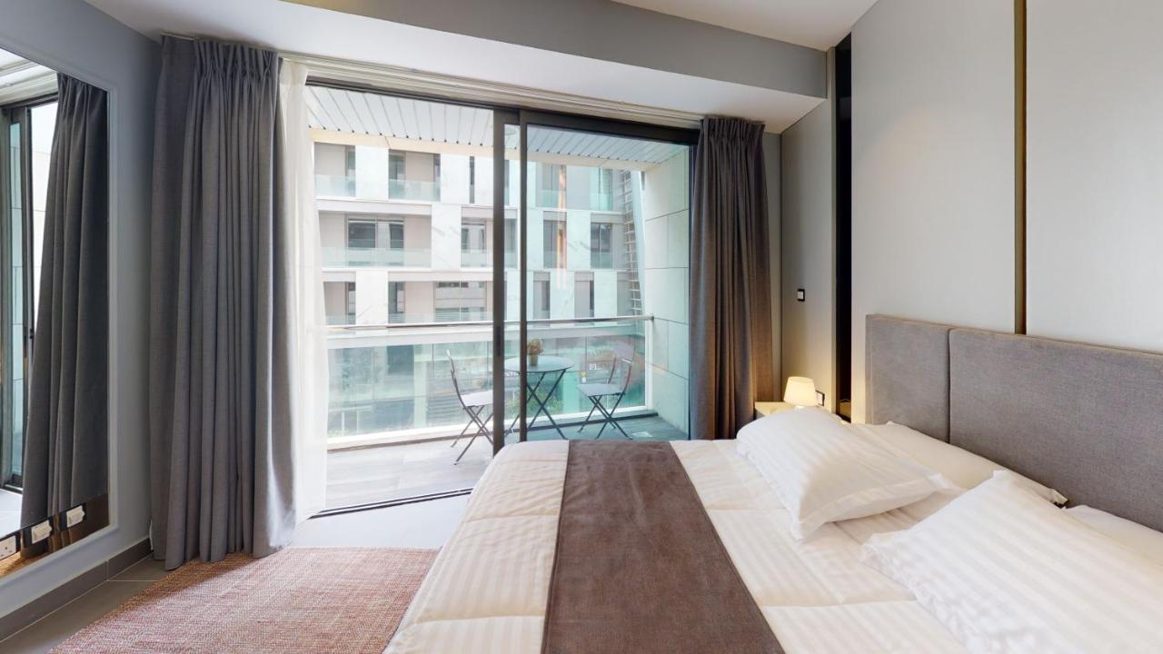 Al Fares Luxury Furnished Apartment-Damac Tower Exterior photo